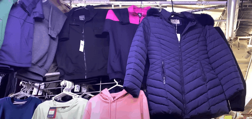 CRISIS: CAE VENTA DE ROPA INVERNAL EN MERCADO