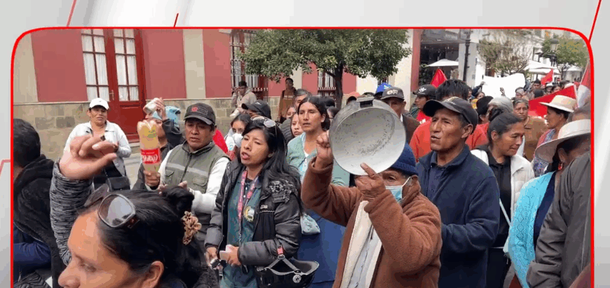 CRISIS ECONÓMICA GENERA DESESPERANZA EN EL PUEBLO
