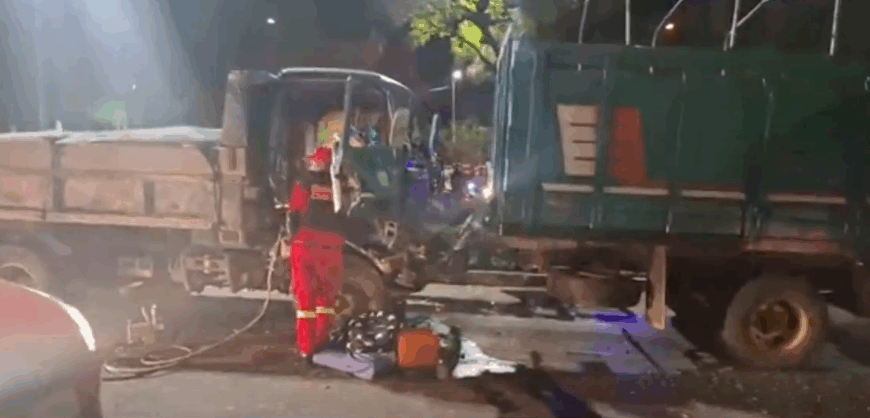 FALLA DE FRENOS PROVOCA QUE VOLQUETA PROTAGONICE TRIPLE COLISIÓN