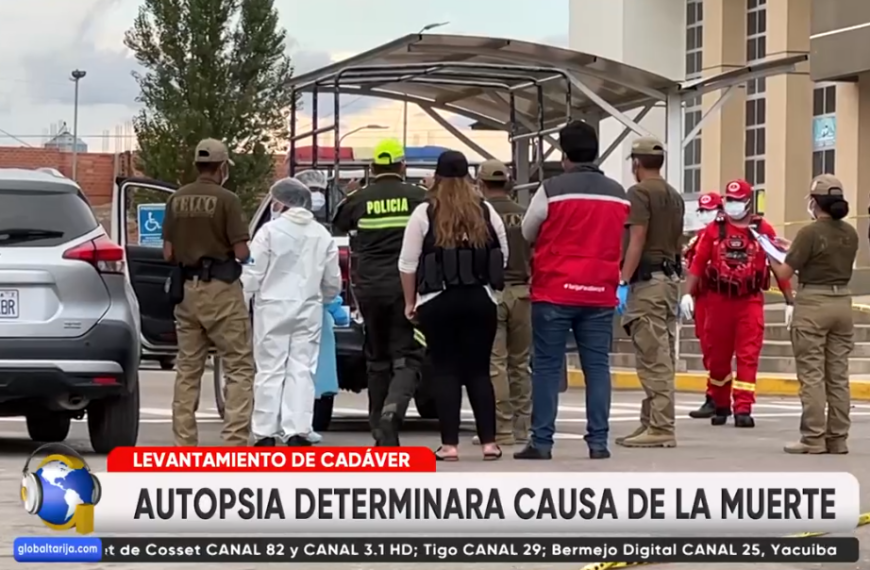 POLICÍA ENCUENTRA MUJER FALLECIDA DENTRO&hellip;