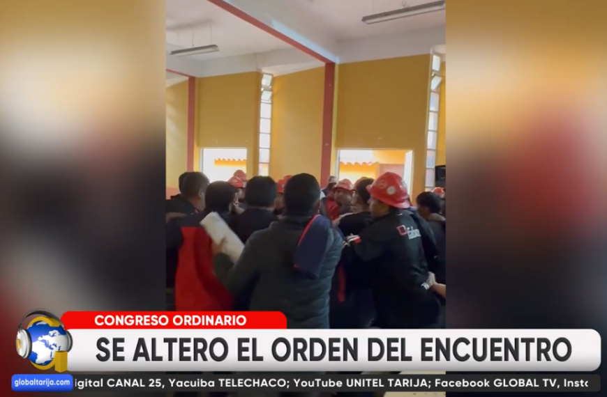 ASISTENTES AL CONGRESO DE LA COD PREOCUPADOS POR HECHOS DE VIOLENCIA