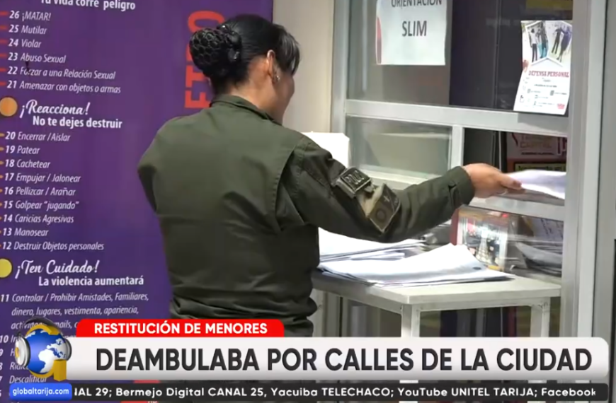 DEFENSORÍA RESTITUYE A SUS CASAS A 2 MENORES DE 16 AÑOS DE EDAD