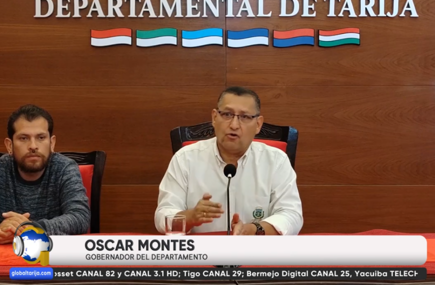 MONTES DISPUSO MAQUINARIA PESADA PARA ATENDER EMERGENCIAS